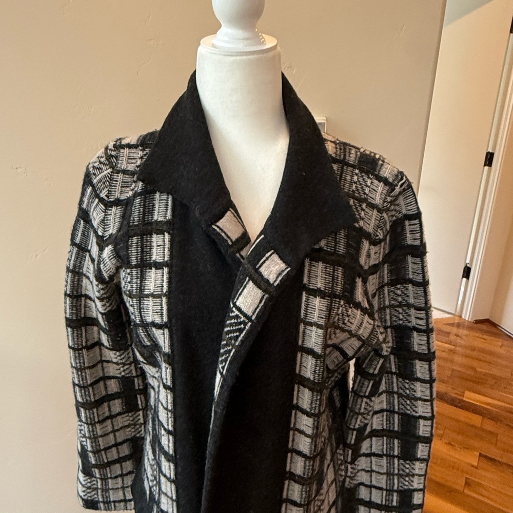 STRENESSE Black and White and olive and grey Checkered sweater coat - Picture 2 of 13